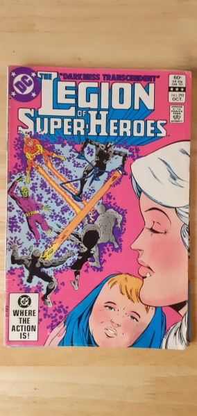 The Legion of super-heroes number 292 October Darkness transcendent